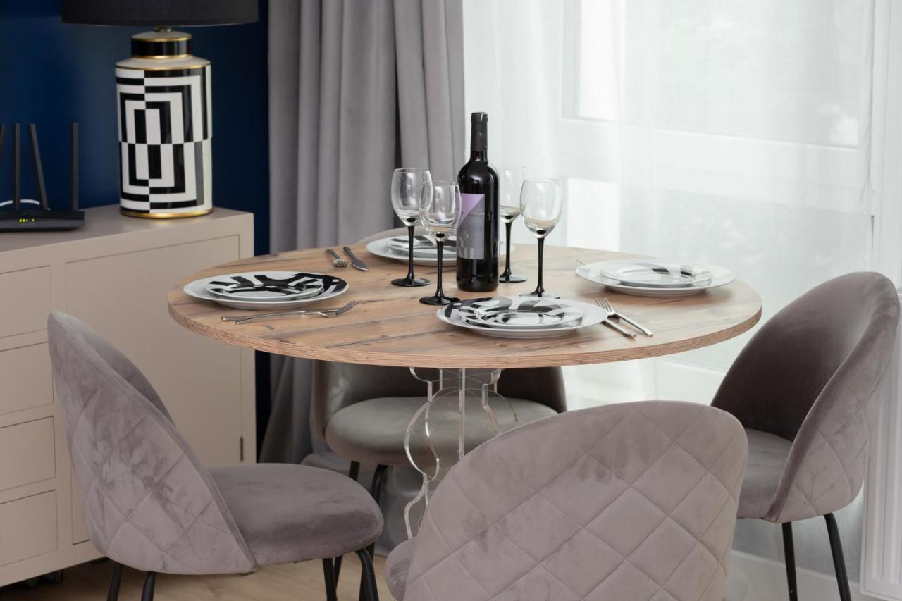 Stylish Atol Apartment With Free Parking In The Heart Of Gdansk By Noclegi Renters Exterior foto